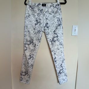 D-ID Florence ANKLE Skinny JEANS Denim Island (Size 26)